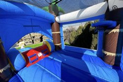 EFABA310 1326 4A65 9F4E 4EE766017AD7 1682626829 Shark attack bounce house/waterslide 14’Wx12’Hx26’L